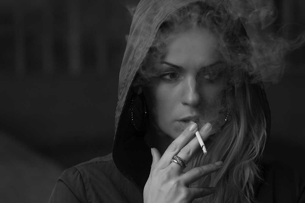Las mujeres y sus múltiples razones para dejar de fumar - Zenzsual 